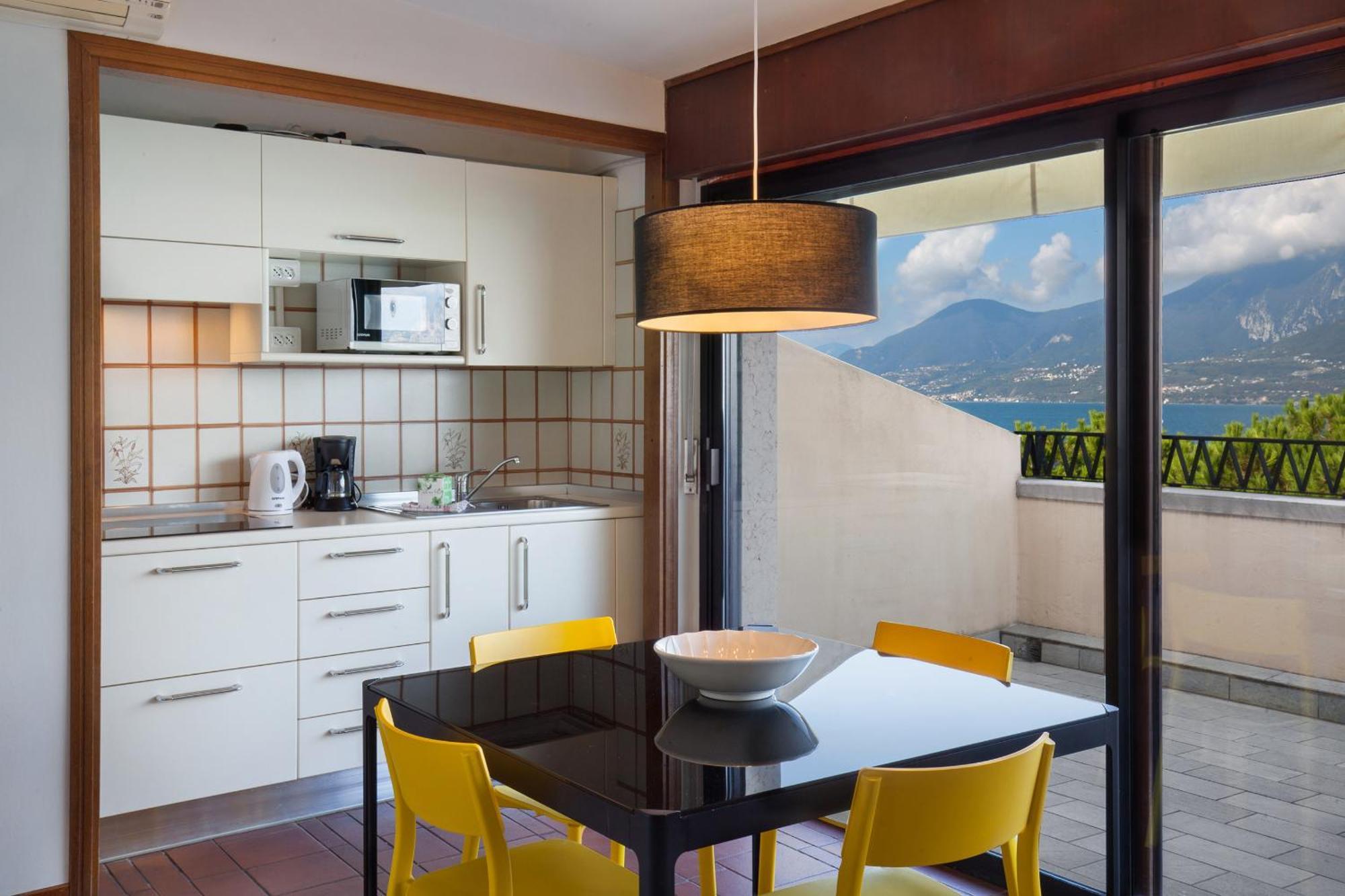 Watercolor Loft Apartment Тори дел Бенако Екстериор снимка